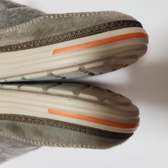 Skechers Mens Relaxed Fit Memory Foam Slip-On Shoes - Picture 9 of 14